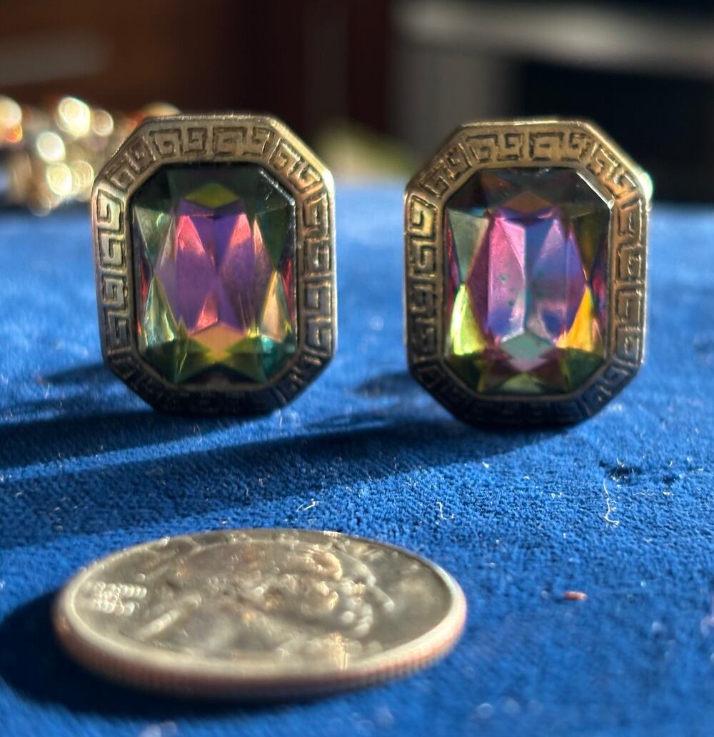 Vintage Gold Tone Filagree Earrings Emerald Cut Iridescent Stone Clip on